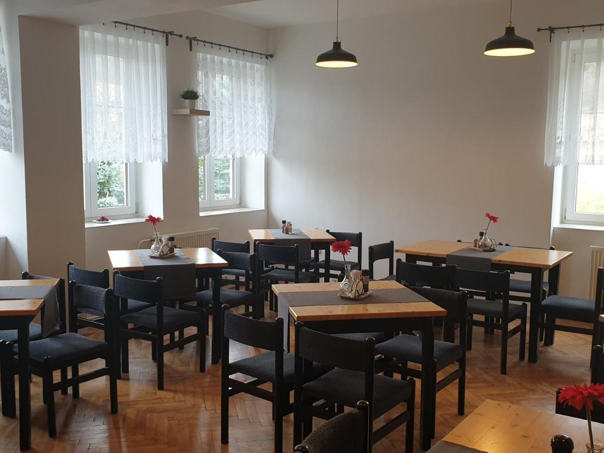 Penzion Kamzik Ceska Kamenice Exterior photo
